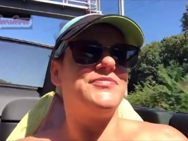 Lea Luestern Porno Video: Zieh mir die Liebeskugeln aus meiner Fotze und fick mich!